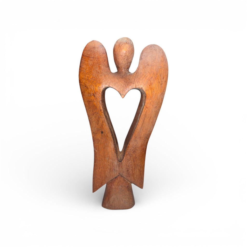 Дървена фигура „Ангел на любовта“