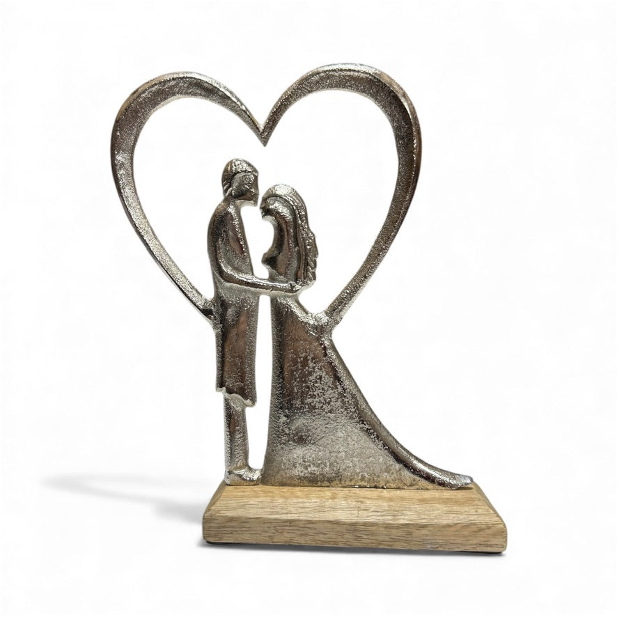 Декоративна фигура – Влюбена двойка в сърце
