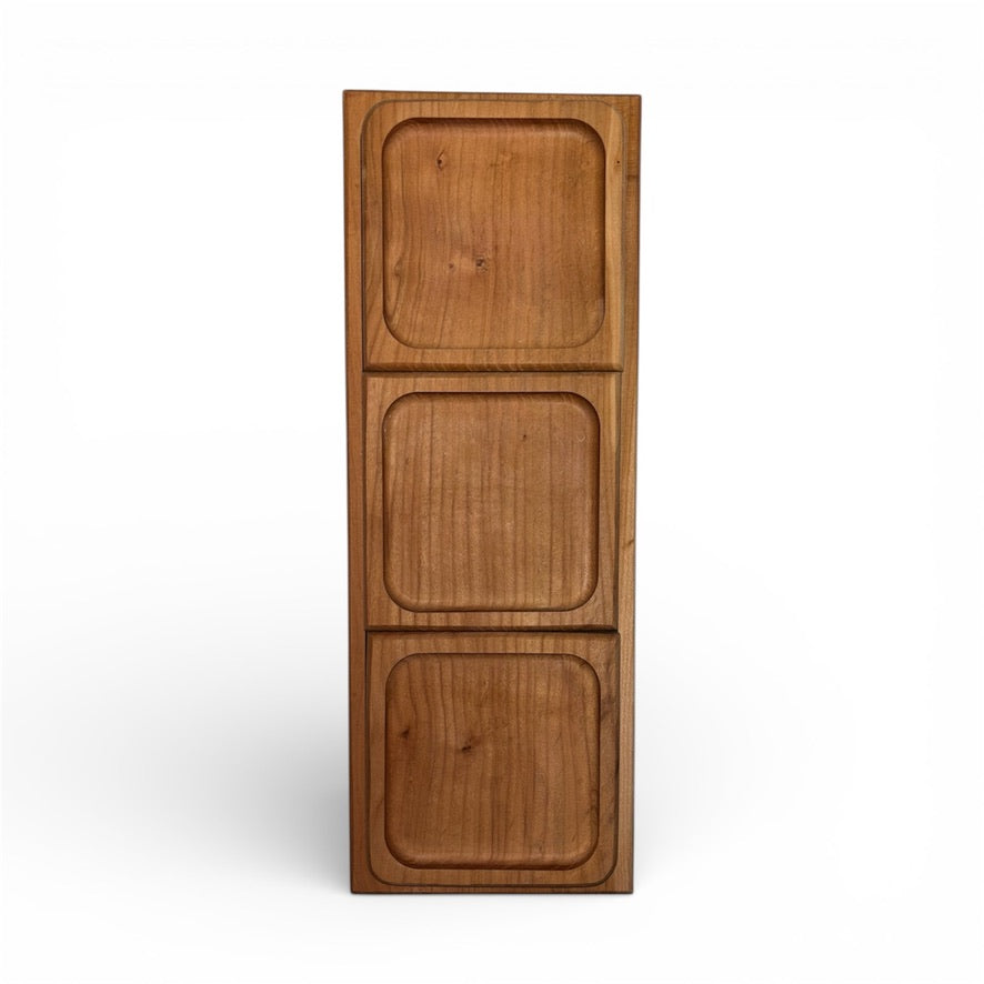 Комплект дървени подноси с отделящи се платa