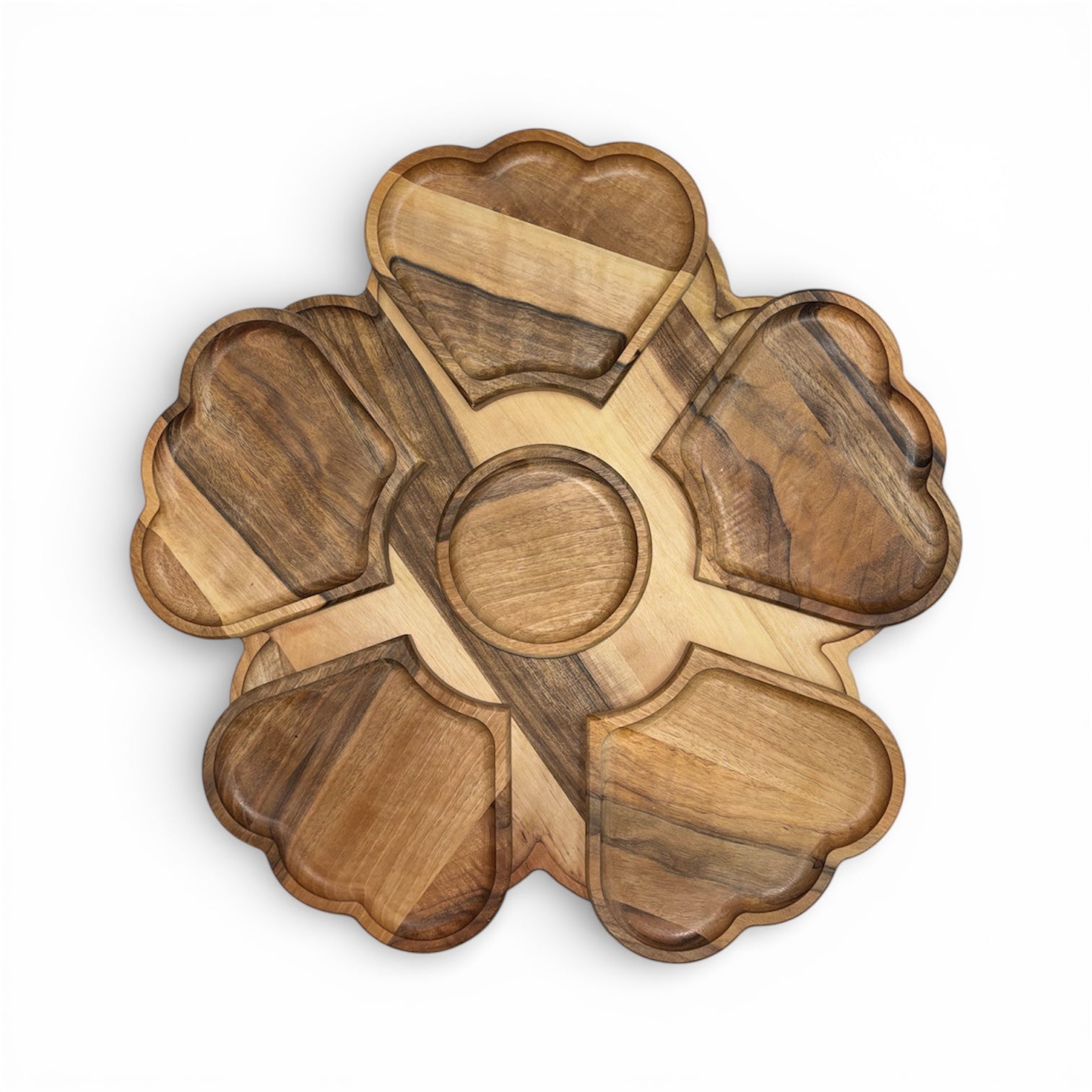 Дървено плато във форма на цвете