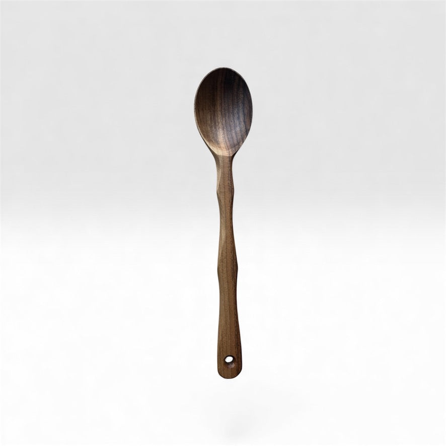 Дървена кухненска лъжица с вълнообразна дръжка