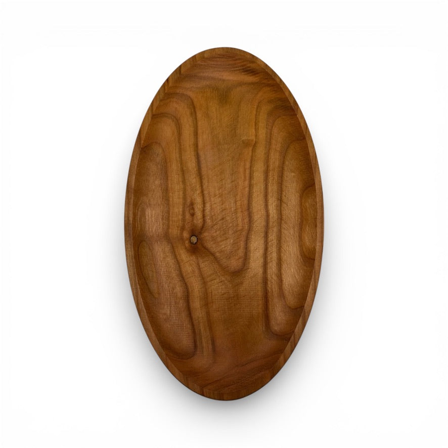 Дървено овално плато за сервиране