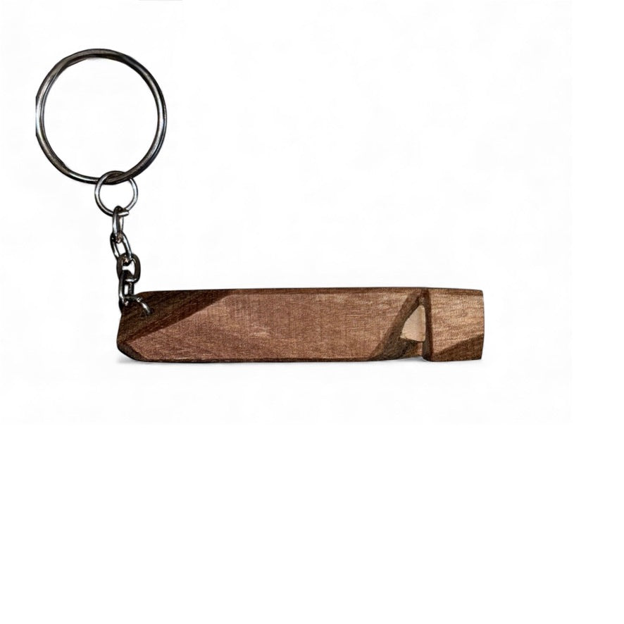 Дървен ключодържател свирка