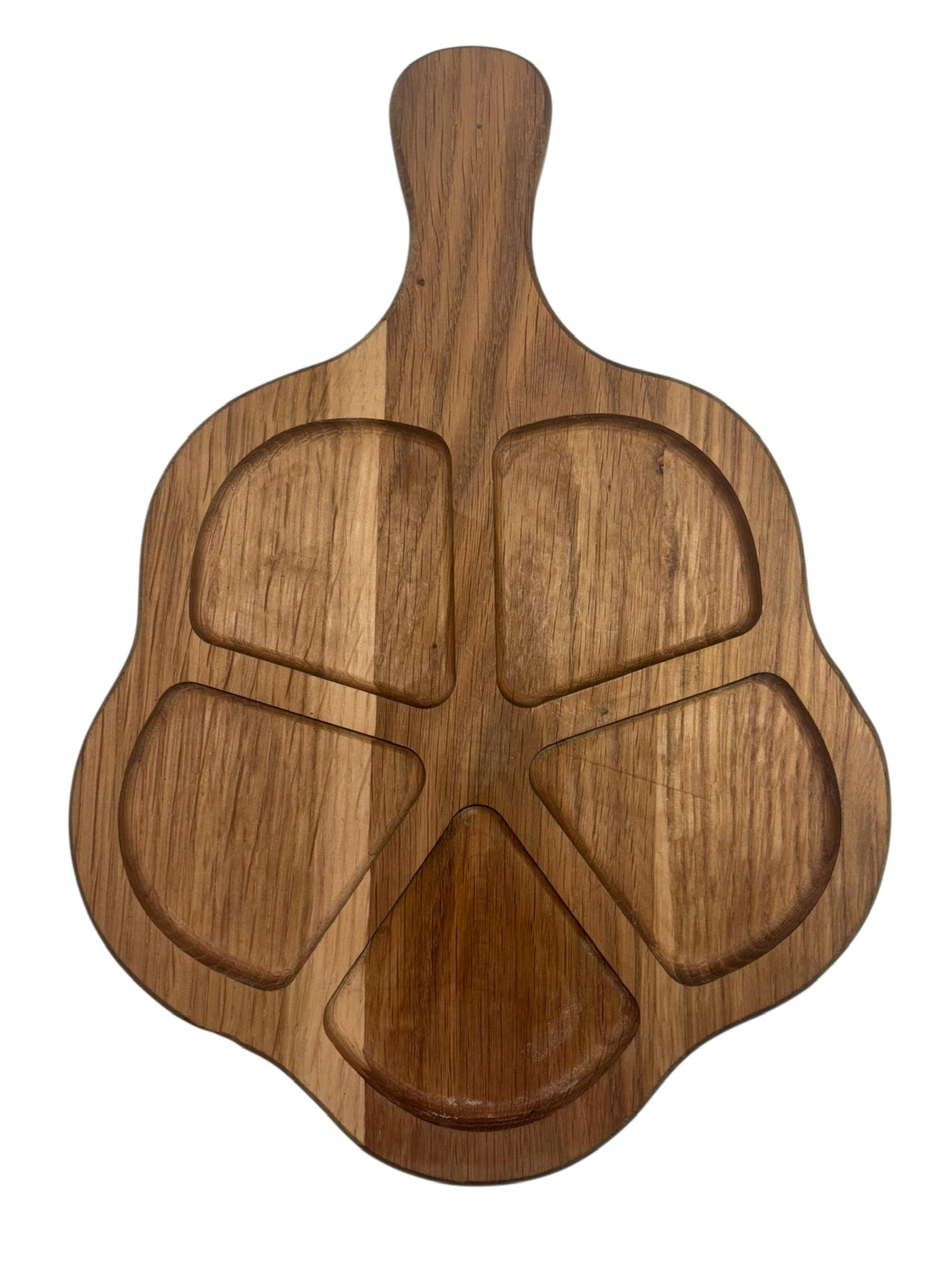 Дървена дъска с пет отделения и дръжка