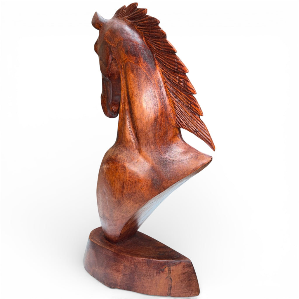 Дървена фигура „Кон“