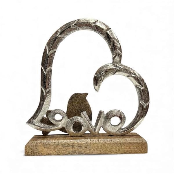 Декоративна фигура – LOVE с птиче върху дървена основа