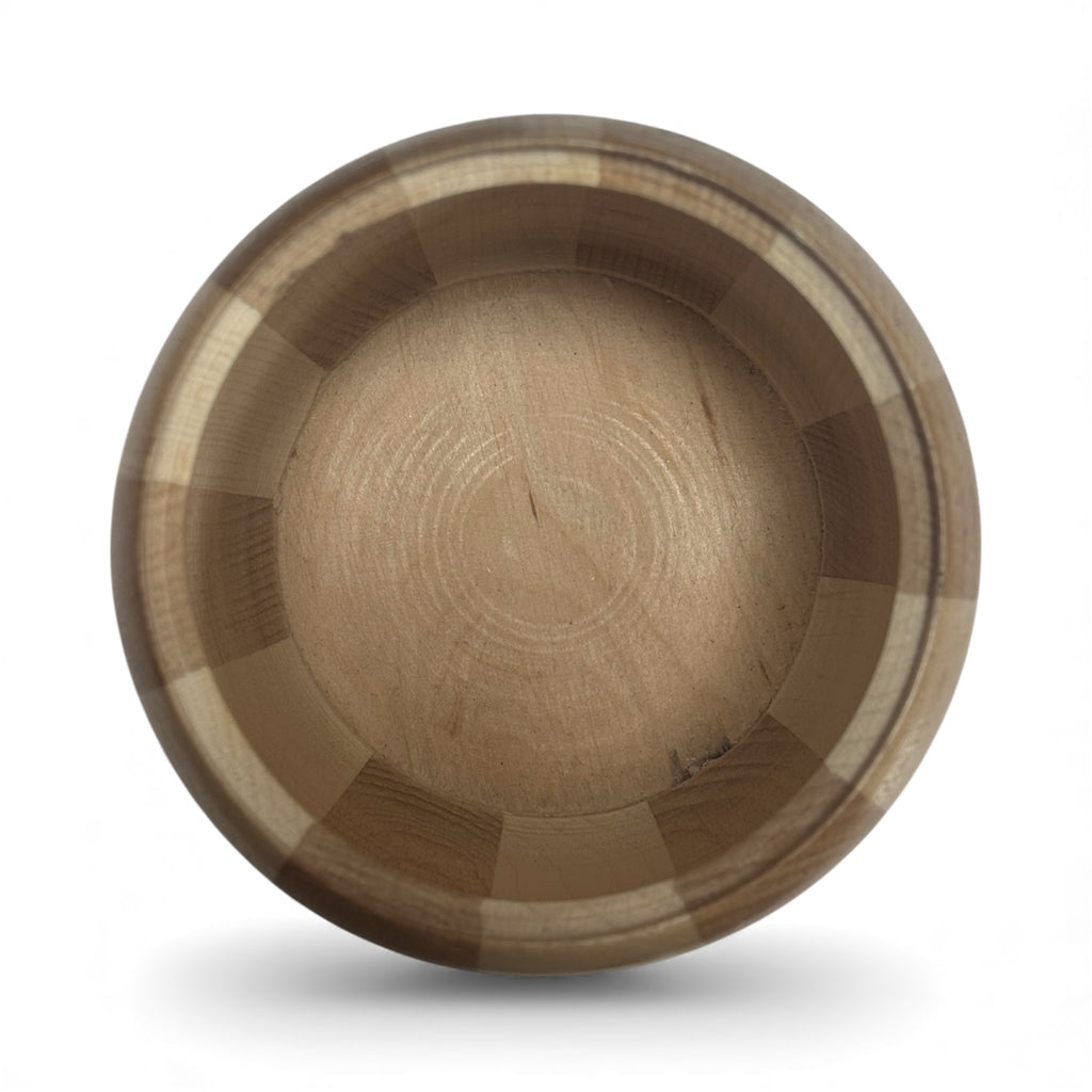 Дървена ръчно изработена кутийка – Бъчва от два вида дърво